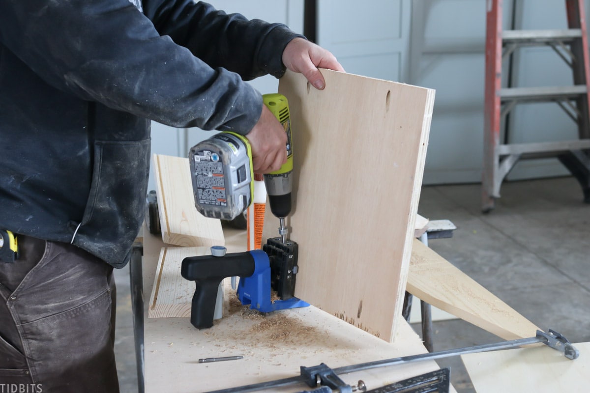 using the kreg jig tools to build a workbench for kids