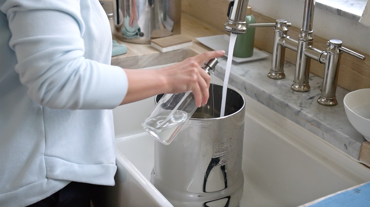 use gentle soap to clean the berkey water filter shell