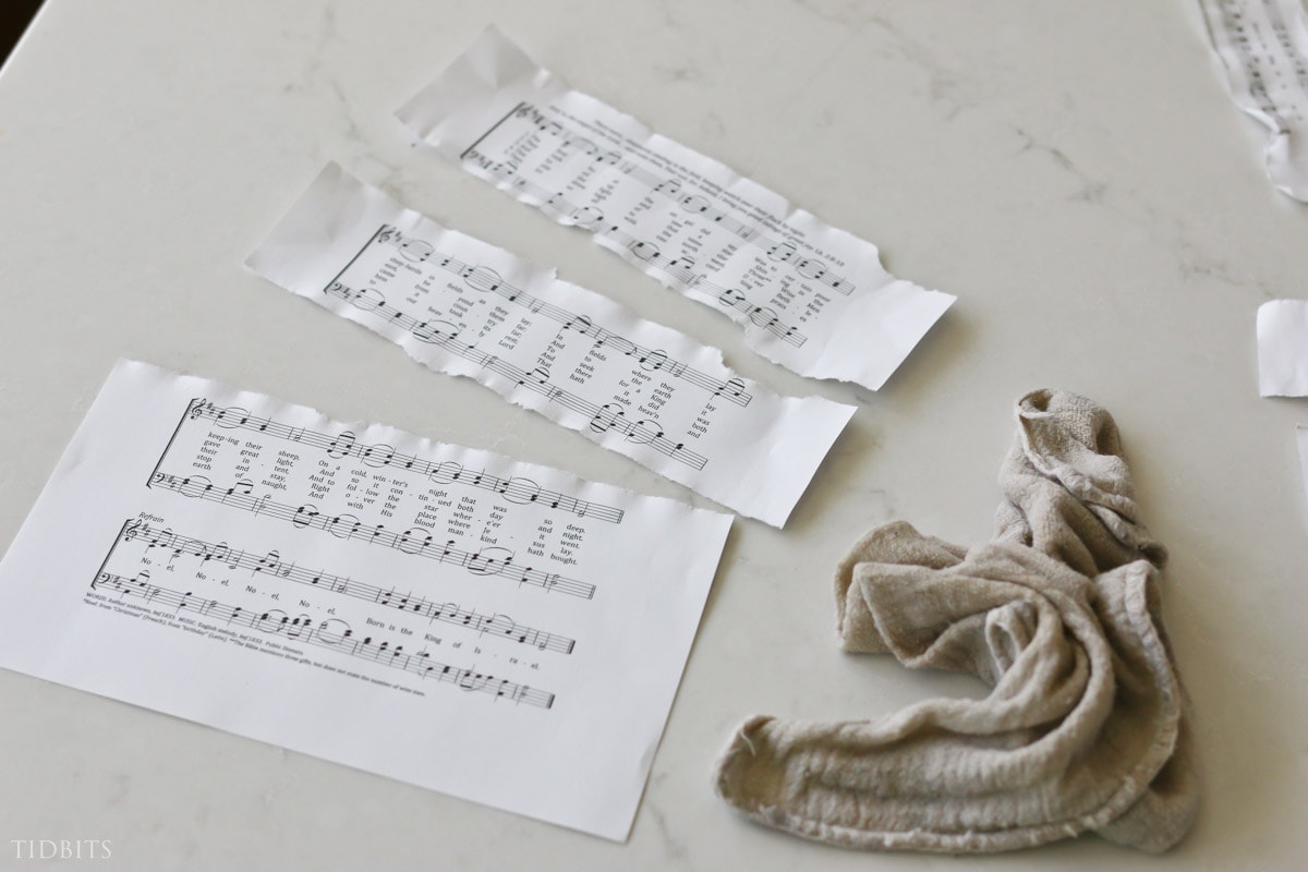 How to make aged sheet music garland paper chain