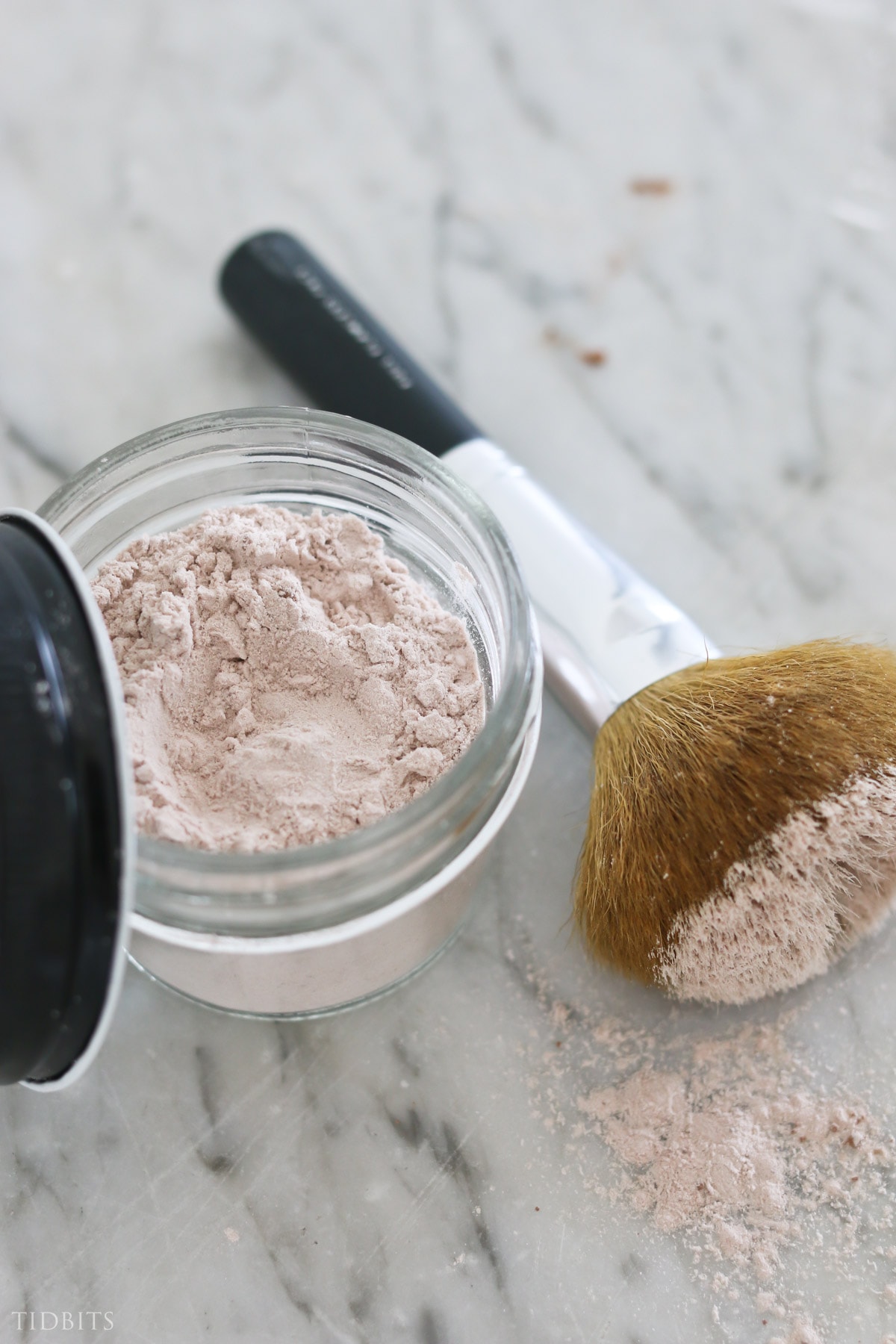 DIY Dry Shampoo - With an Ingredient that Might Surprise You