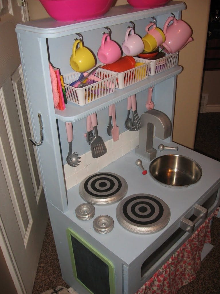 Play Kitchen For the Wee One’s