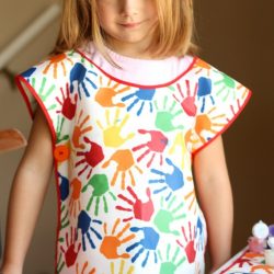 Art Smock and Mat – Easy as 1-2-3!