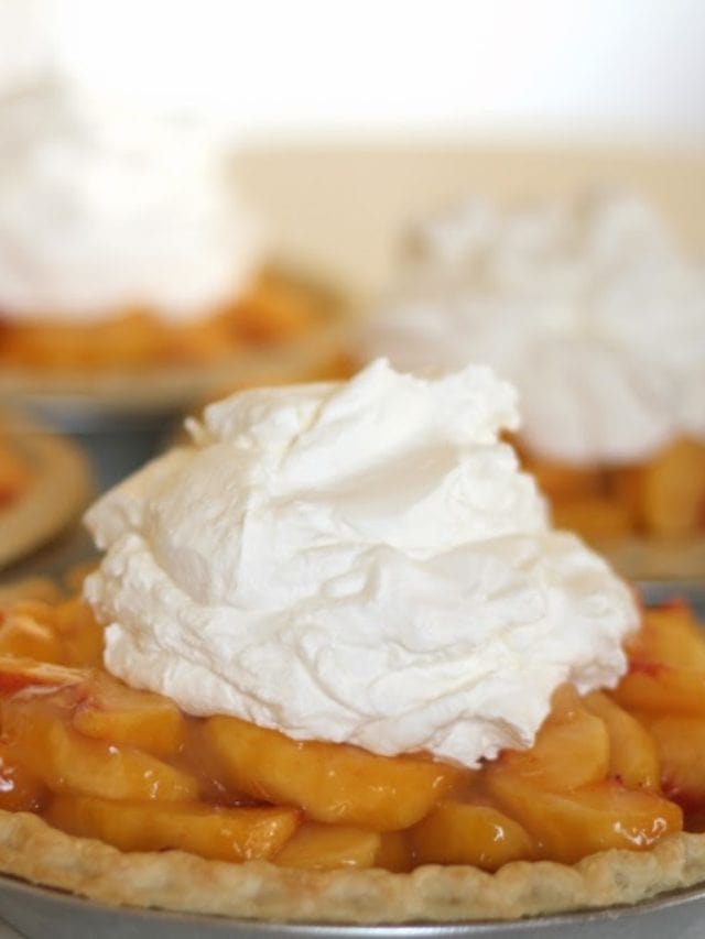 Taste the Sweetness of Summer with this Fresh Peach Pie Recipe Story