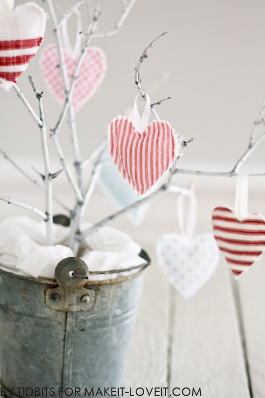 Hanging Heart Softies – Valentines Decoration