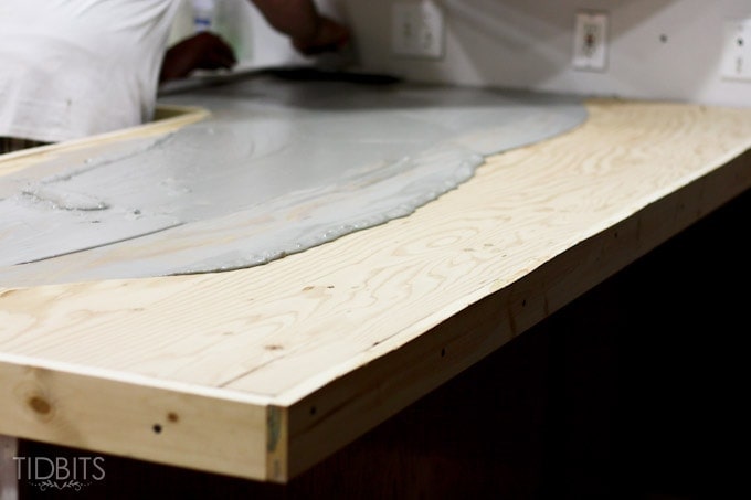 Diy Feather Finish Concrete Countertops, How To Make A Faux Concrete Countertop