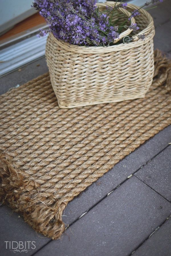 How to turn rope into a beautiful rug | a DIY tutorial by TIDBITS