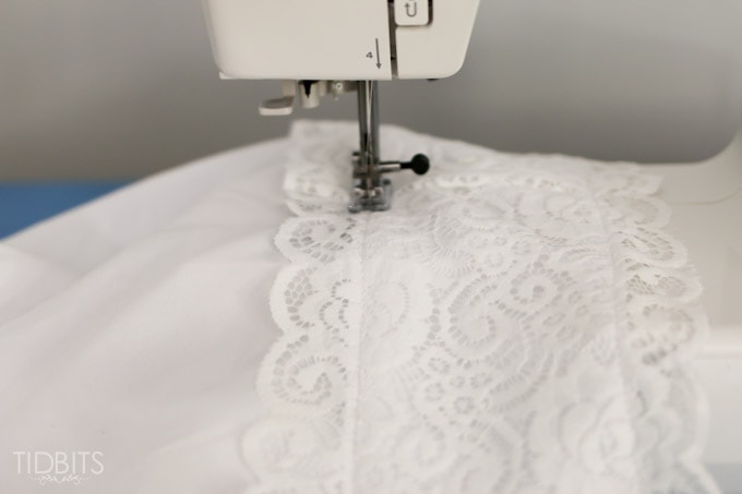DIY Lace PIllowcase | Add some vintage charm to a pre-made basic pillowcase.