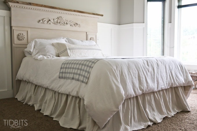 DIY Master Bedroom Bedding - for a serene, relaxing space.