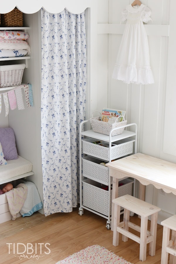 Girls shared room and simple organizational ideas for a small bedroom.