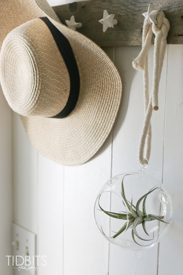 Simple and fuss free Summer living - Summer home tour with TIDBITS.