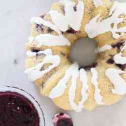 A berry and cream breakfast cake made in the pressure cooker