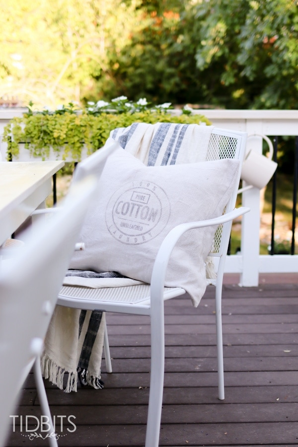 Outdoor dining and furniture for a deck.  Deck makeover by TIDBITS.