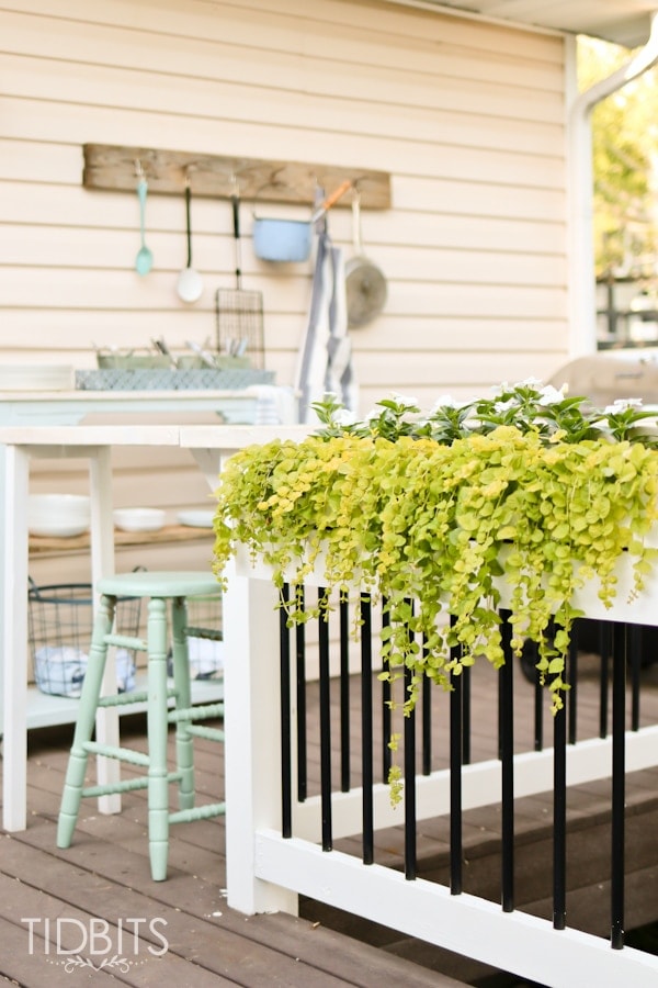 Deck Makeover by TIDBITS.