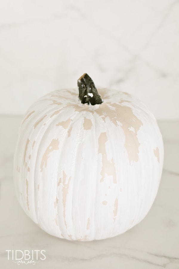 Chippy paint pumpkin craft. You might be surprised how this simple method makes perfectly vintage pumpkins.