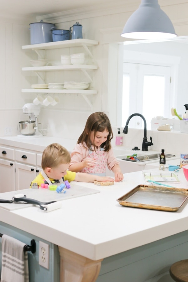 Kidstir Subscription Box for kids - Hands on fun and learning for the budding chef.