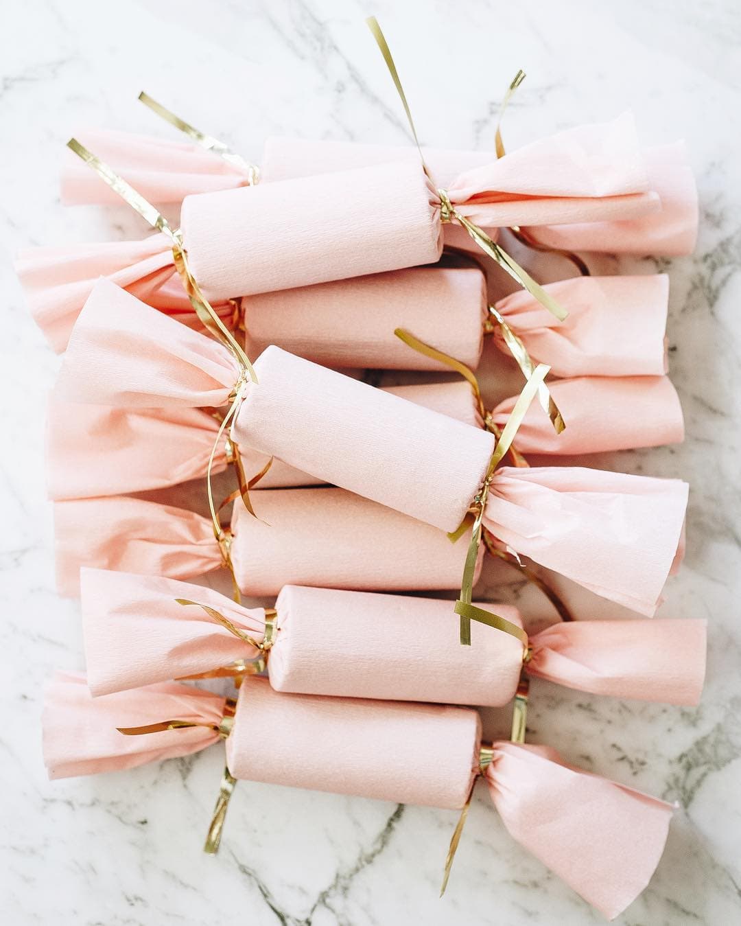 Pink Christmas Poppers