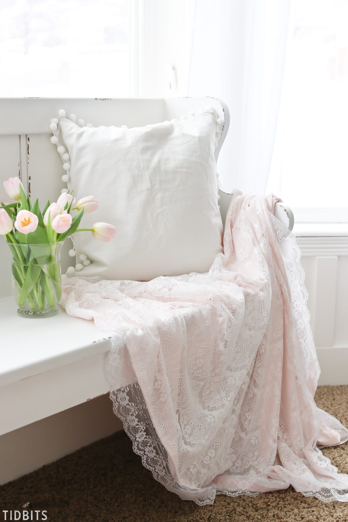 DIY Valentines Lace Throw Blanket - romantic luxury at its best!