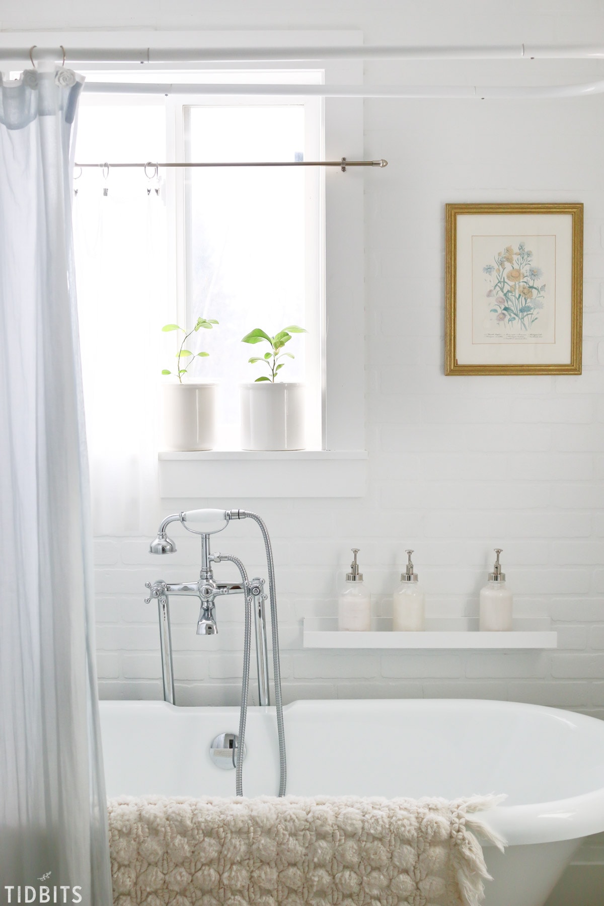 Cottage Farmhouse Spring Bathroom Refresh white bathtub
