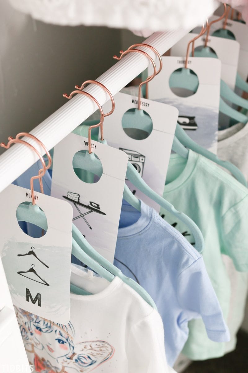 Days of the Week Closet Dividers Free Printable - Tidbits