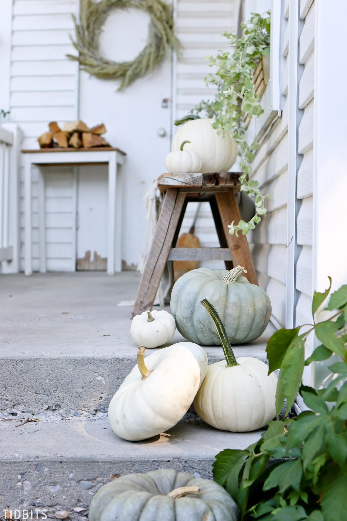 heirloom pumpkins on Fall front porch