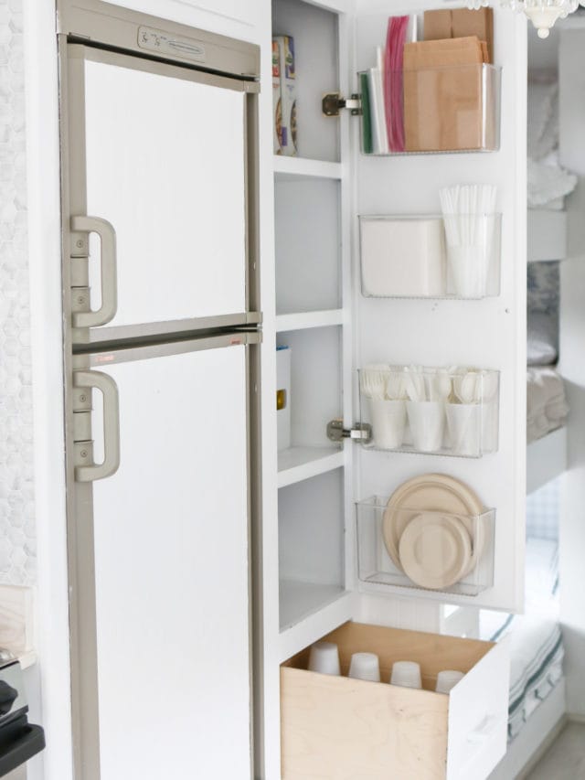 MY 10 BEST TIPS FOR SMALL PANTRY ORGANIZATION STORY