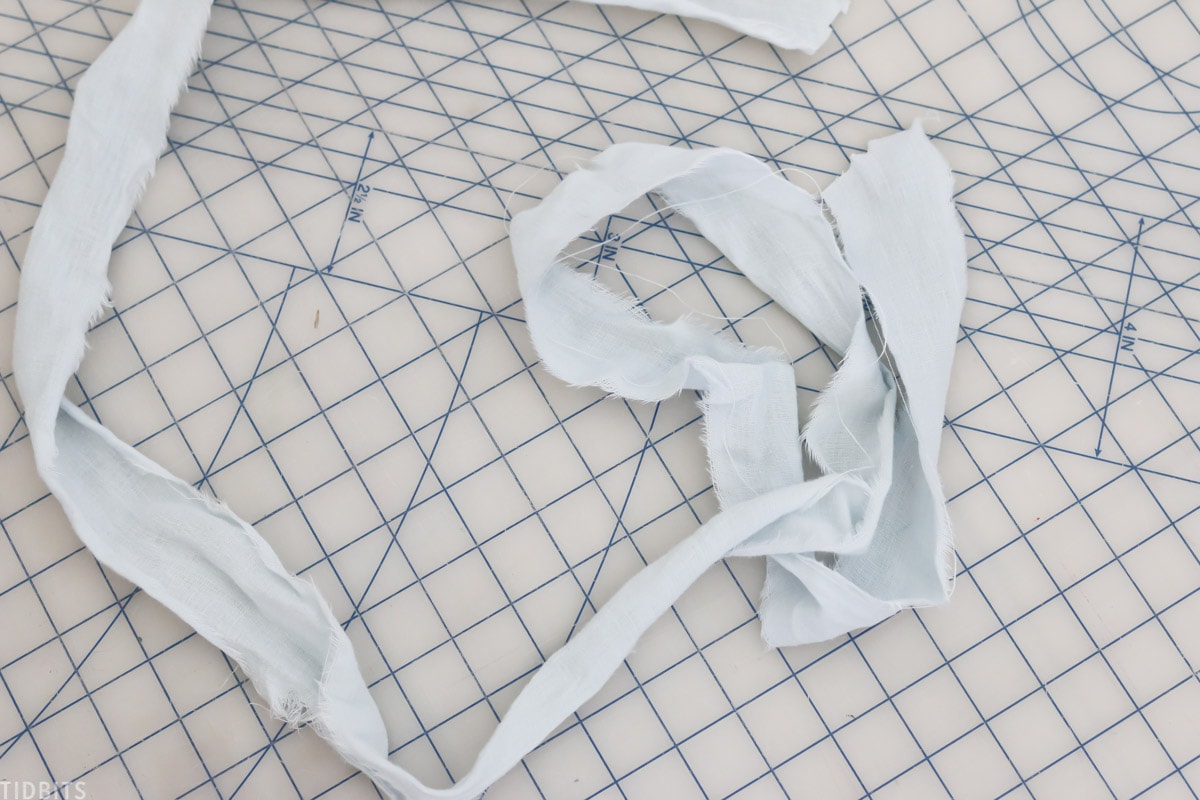 making a tea towel fabric hanger