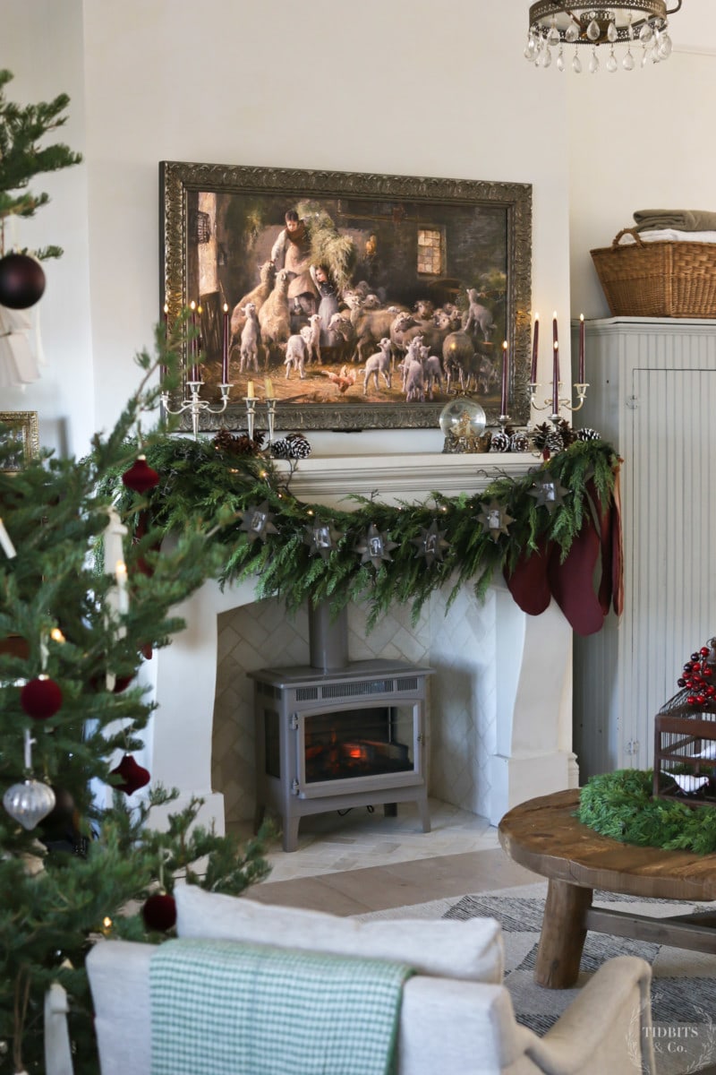Cozy Christmas Living Room Decoration Ideas - Tidbits