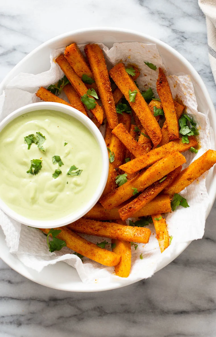 Cajun chickpea fries with dipping sauce